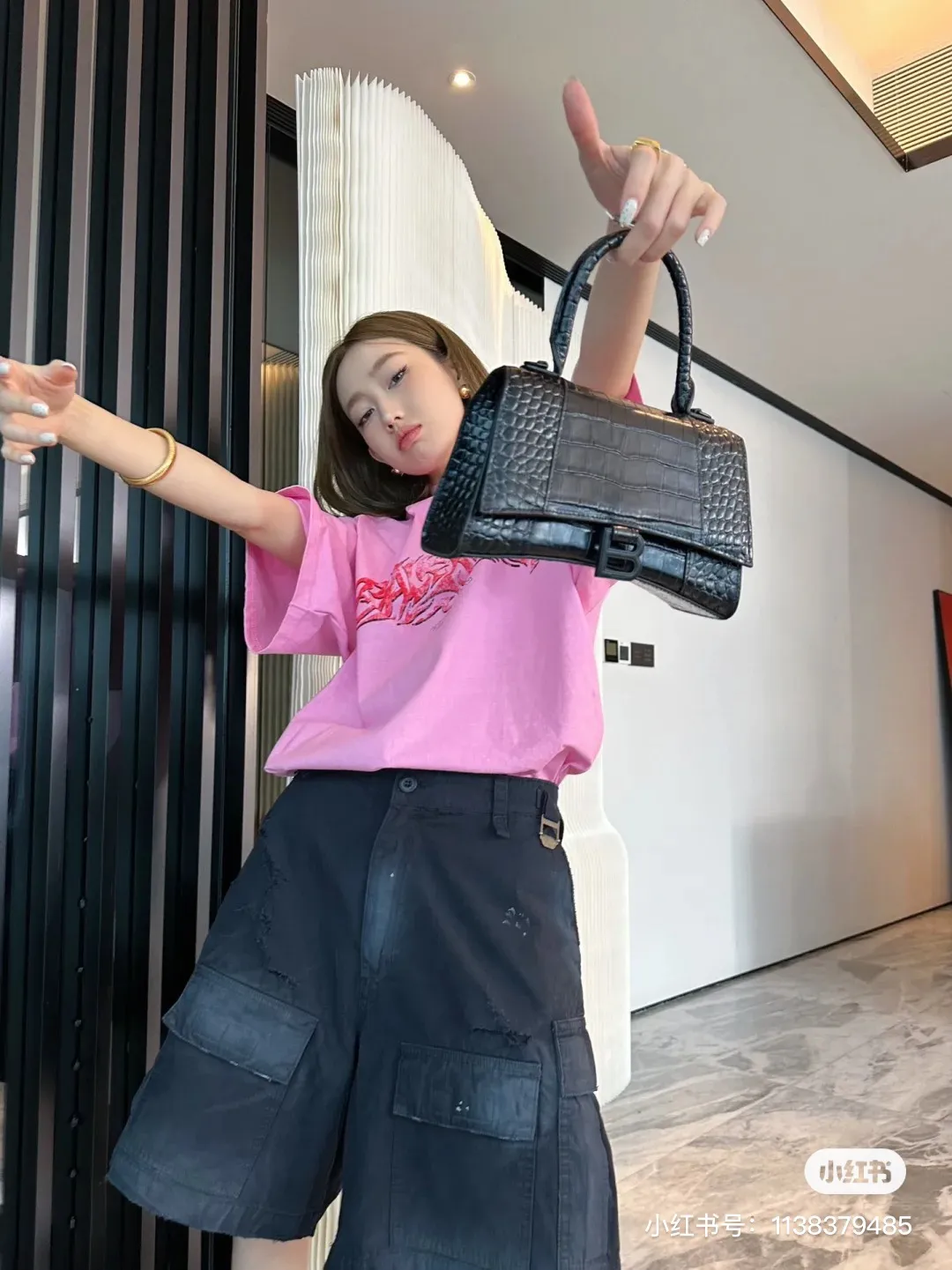 # Balenciaga/ # T Same Style